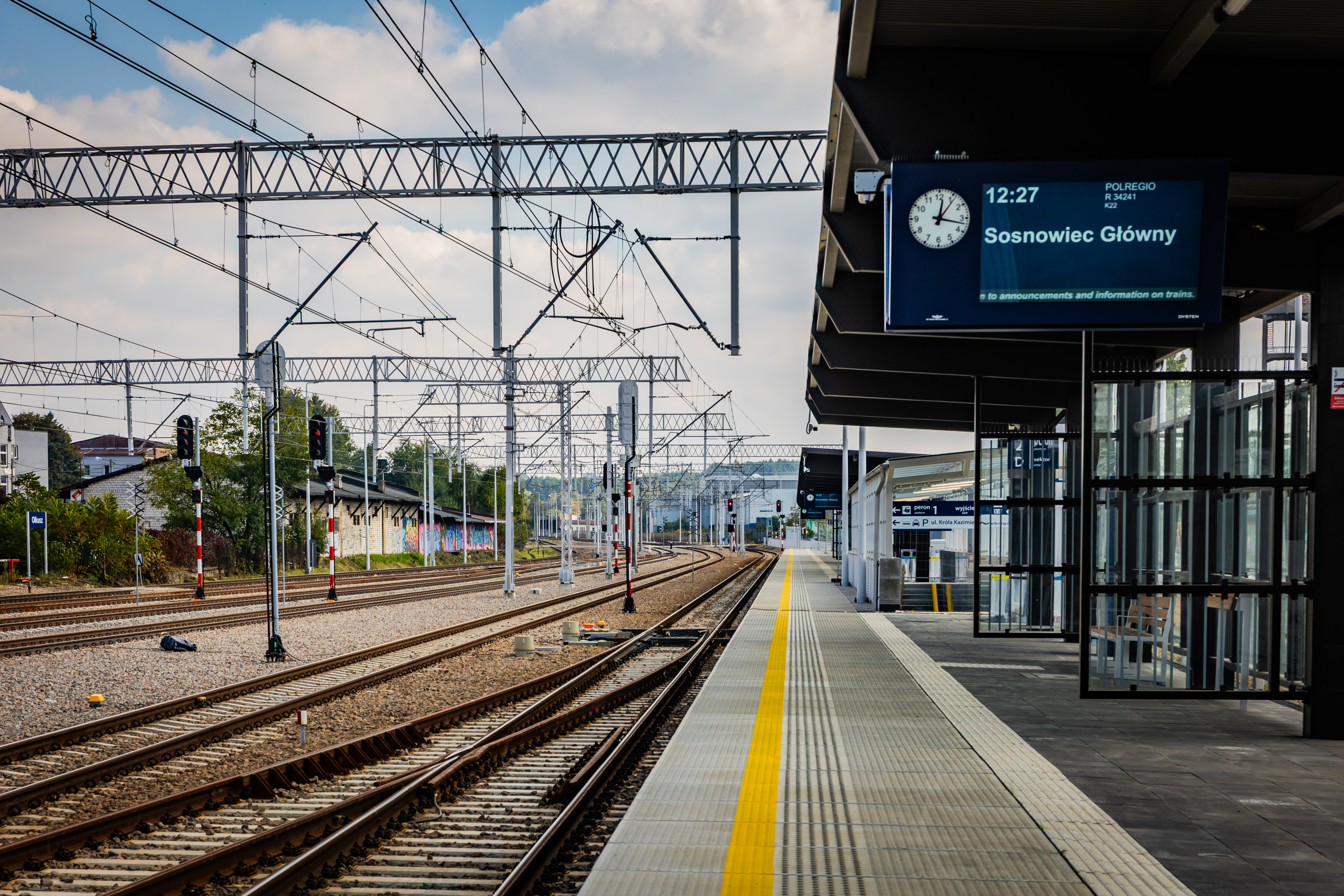 Nowoczesna stacja kolejowa w Olkuszu dostępna dla pasażerów - PL