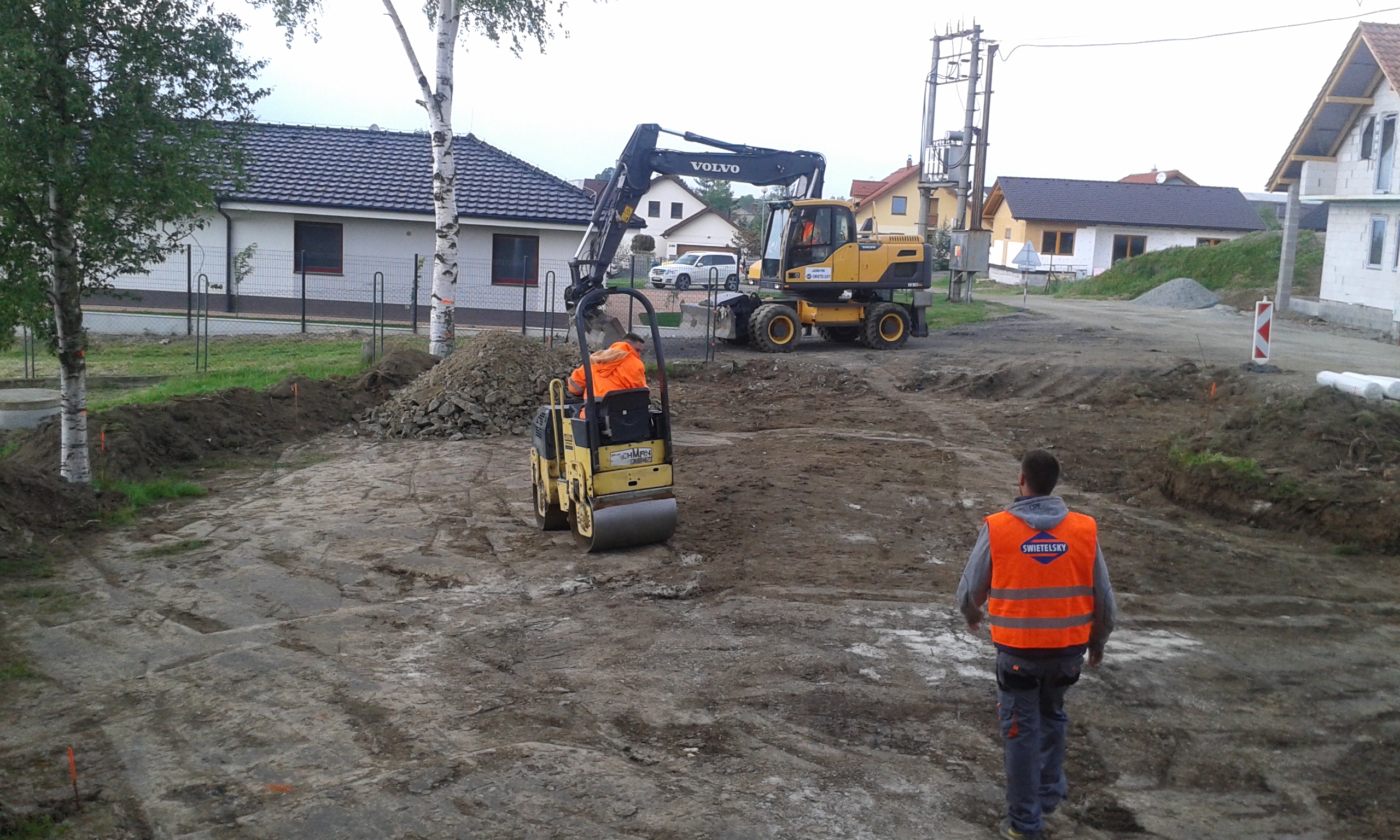 Rekonštrukcia otoče pre autobusovú dopravu v Diakovej - Straßen- und Brückenbau