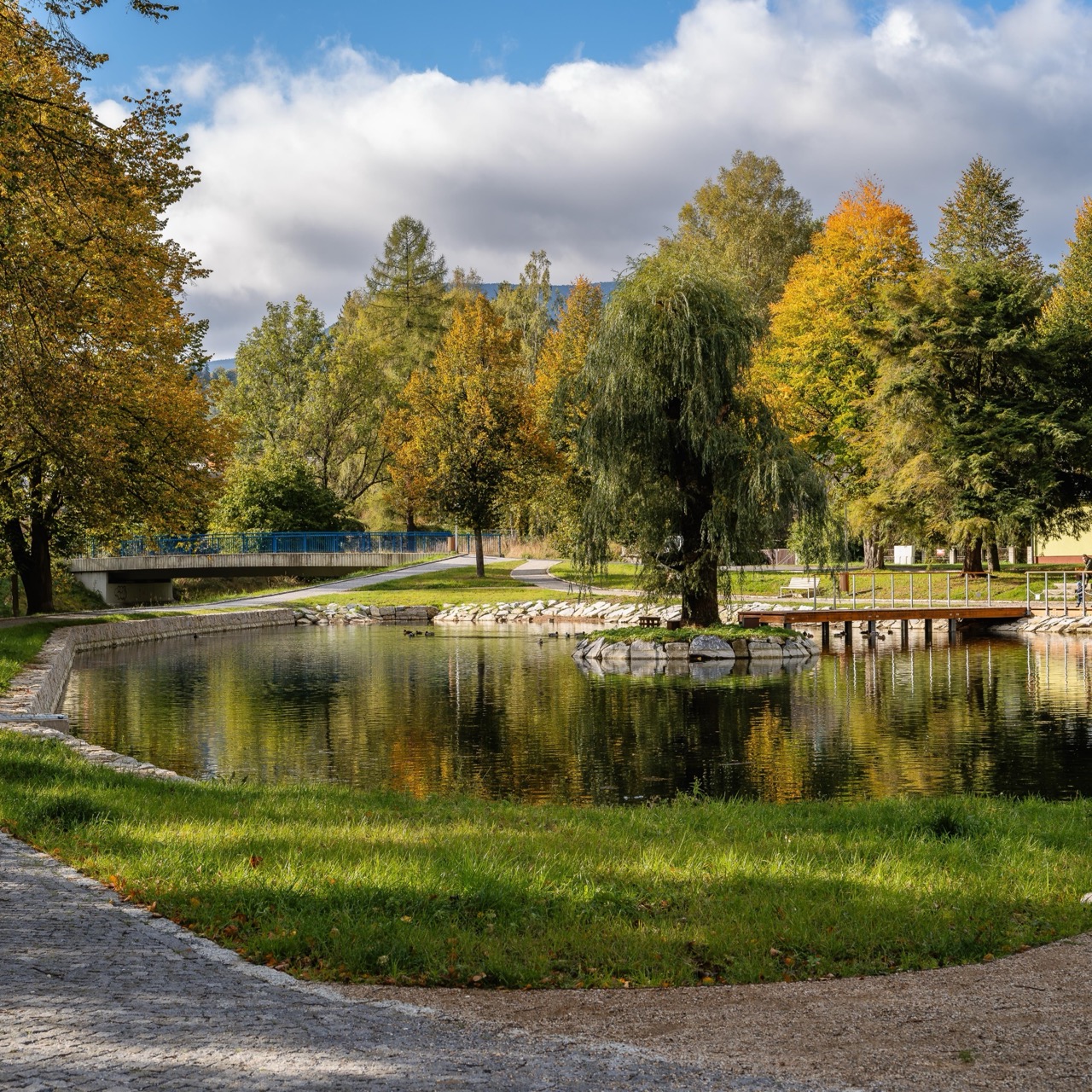 Jeseník – rekonstrukce vodní nádrže, ul. Denisova - Straßen- und Brückenbau