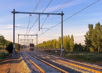Spoor Culemborg-Geldermalsen met nieuwe funderingslaag volgens planning in dienst - NL Spoor Culemborg-Geldermalsen met nieuwe funderingslaag volgens planning in dienst - NL
