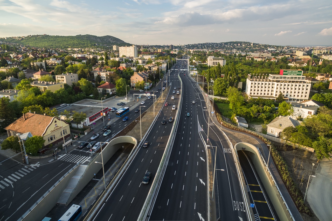 M1 - M7 bevezető szakasz  - Straßen- und Brückenbau