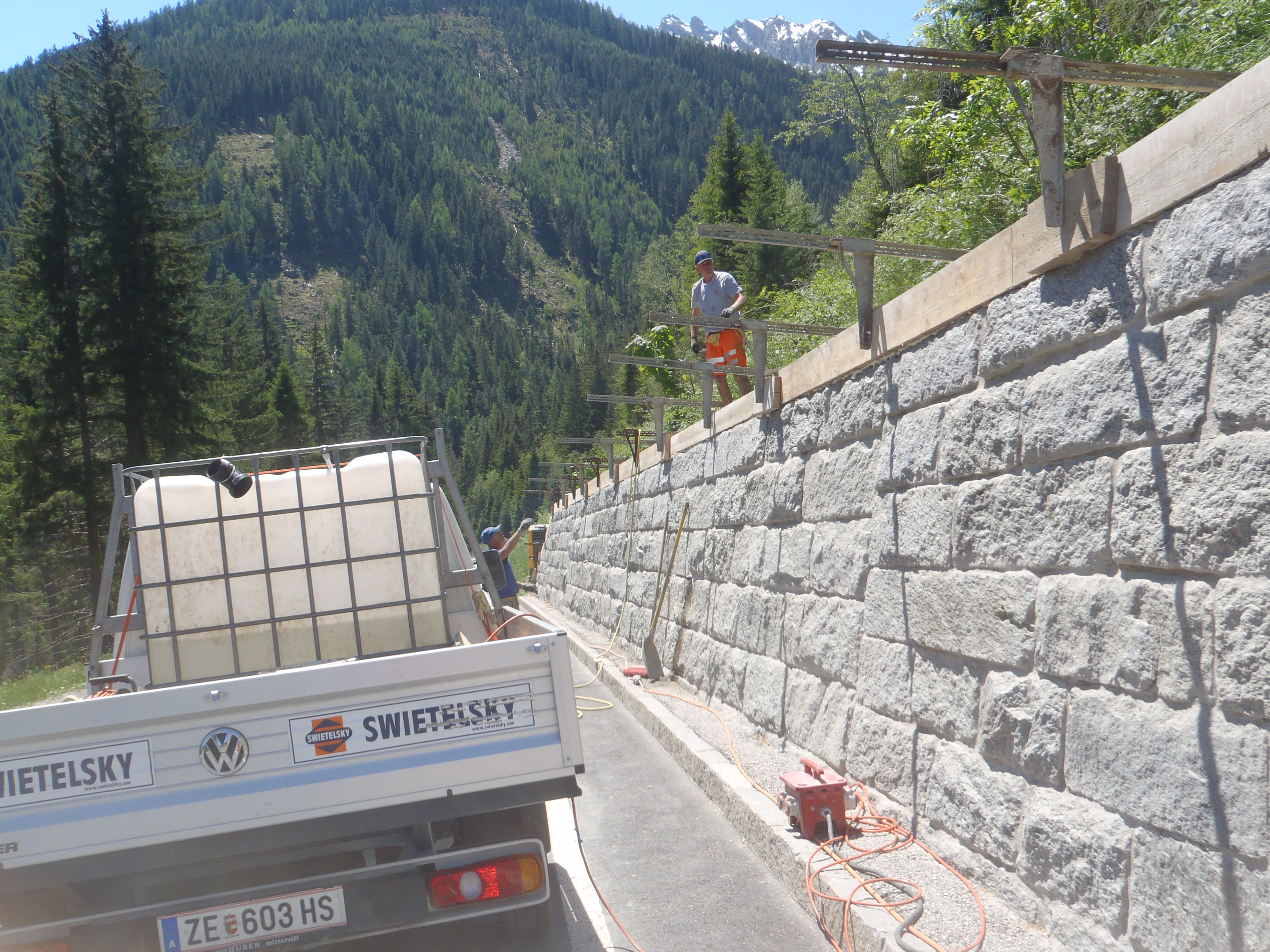 Mauersanierung an der Gerlos Alpenstraße in Krimml - Straßen- und Brückenbau