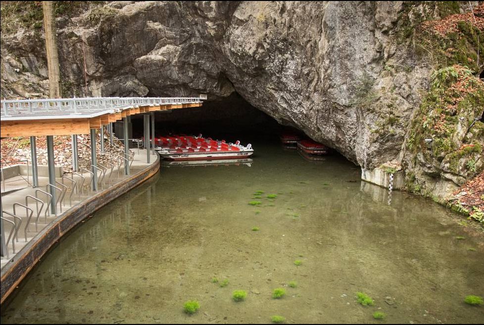 Punkevní jeskyně – novostavba vstupního areálu - Hochbau
