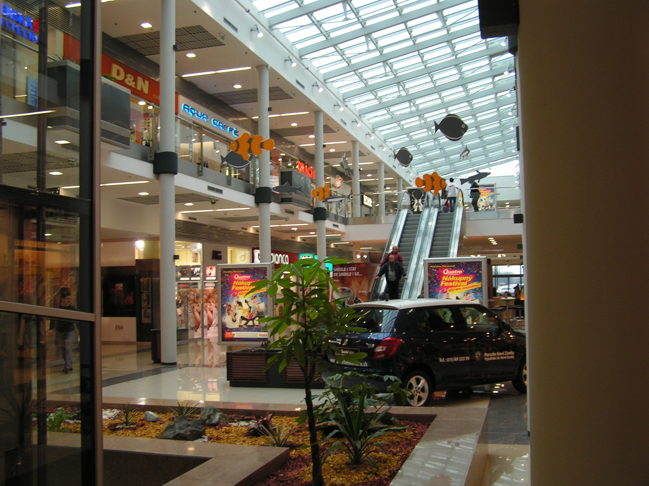 Aquario Shopping Center Nové Zámky / obchodné centrá - Hochbau