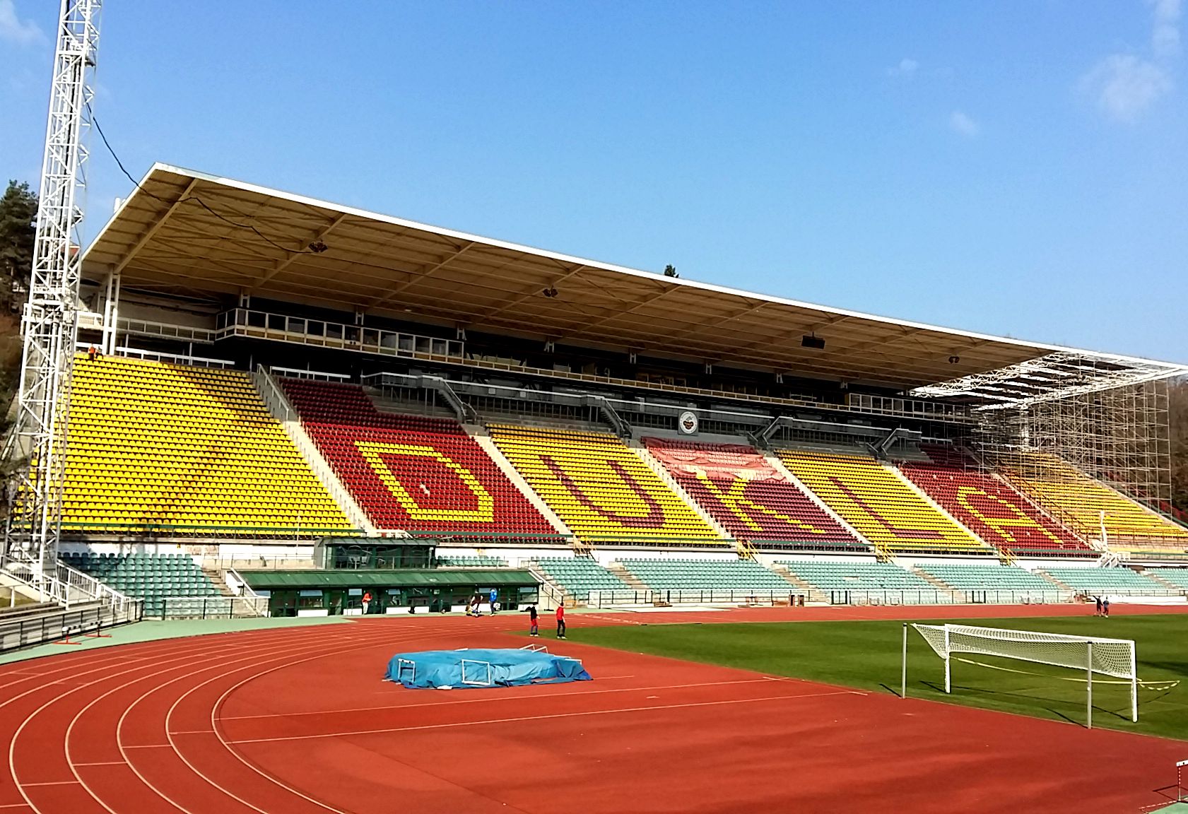 Stadion Juliska rekonstrukce tribuny - Hochbau