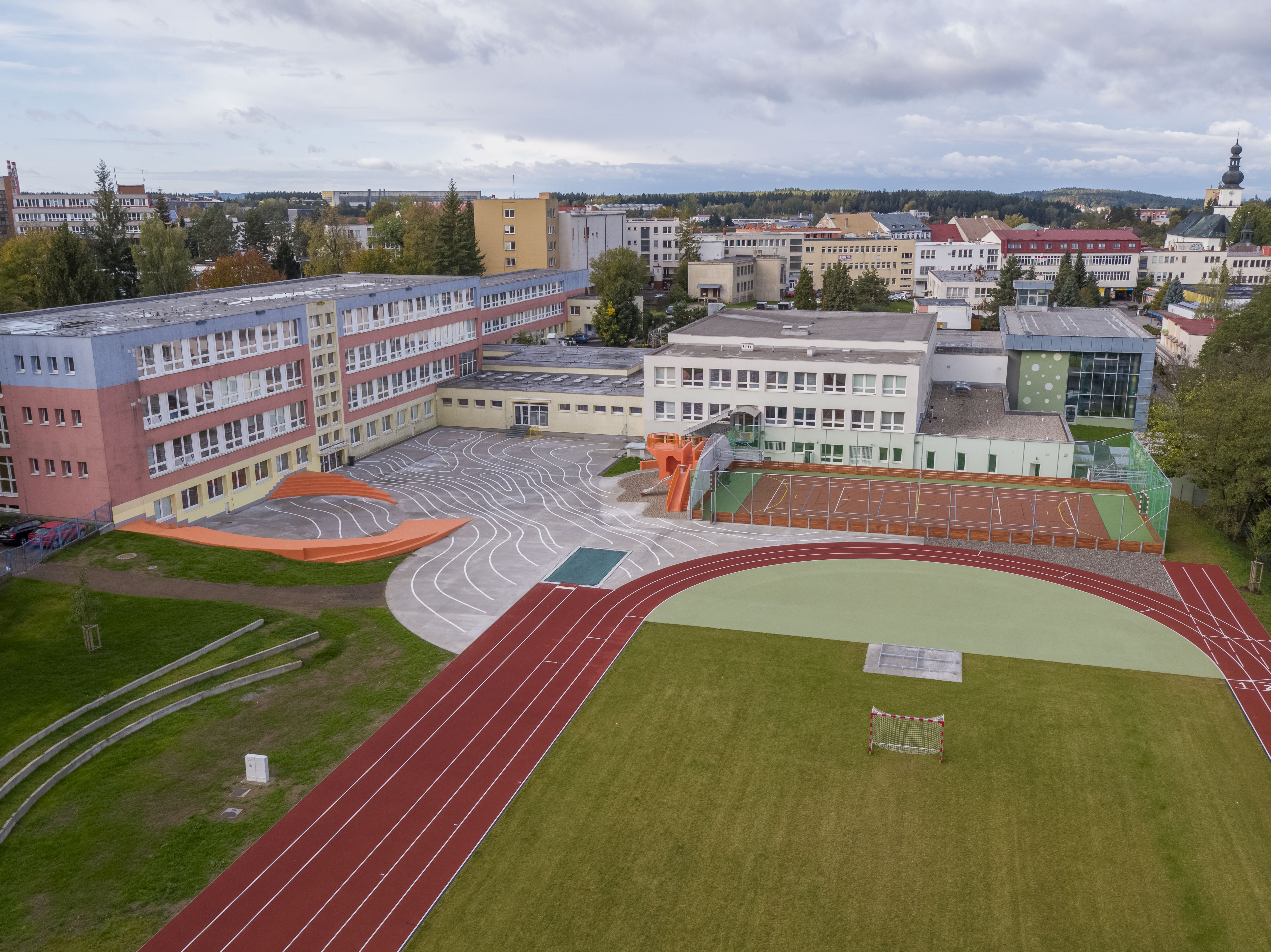 Žďár nad Sázavou – rekonstrukce sportovního areálu ZŠ Švermova - Spezialkompetenzen