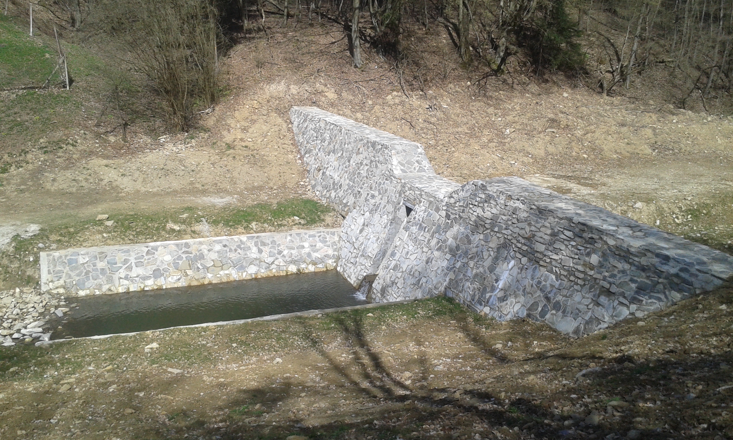 Žitná – Radiša, Rakovec, prehrádzka a stabilizácia koryta - Tiefbau