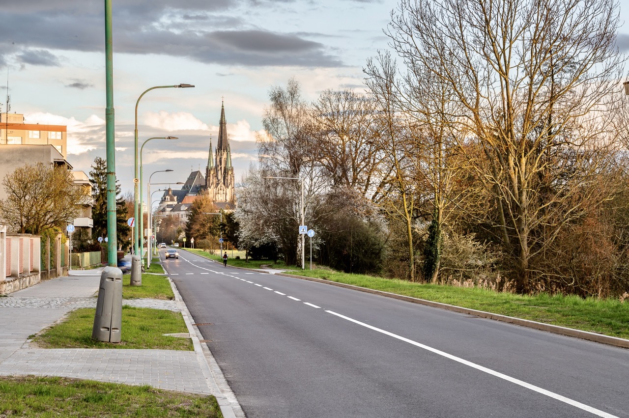 Olomouc – rekonstrukce ul. Dlouhá - Straßen- und Brückenbau