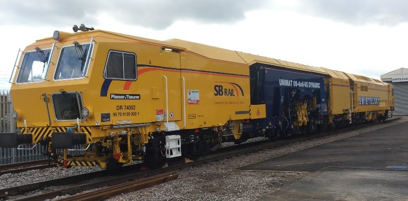 Network Rail-Supply and Operation of On Track Machines - Bahnbau