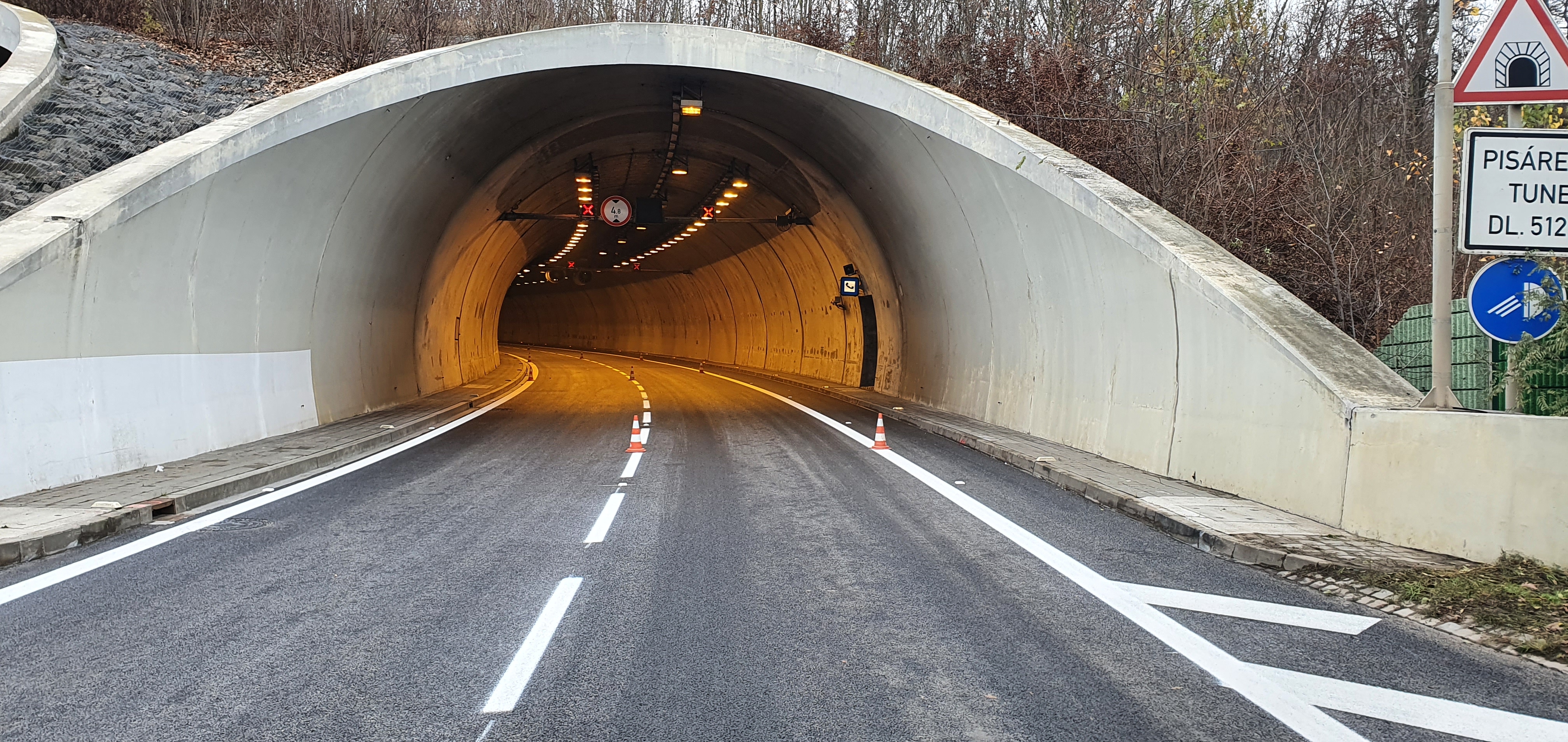 Silnice I/23 – rekonstrukce Pisáreckého tunelu - Straßen- und Brückenbau